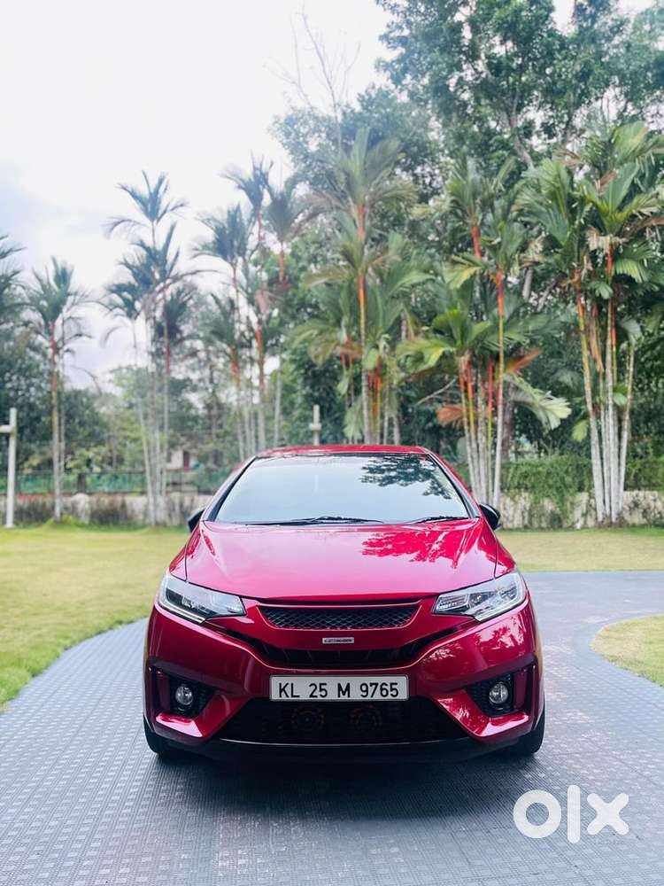 Sparingly Used Honda Jazz Diesel 2019 Topend