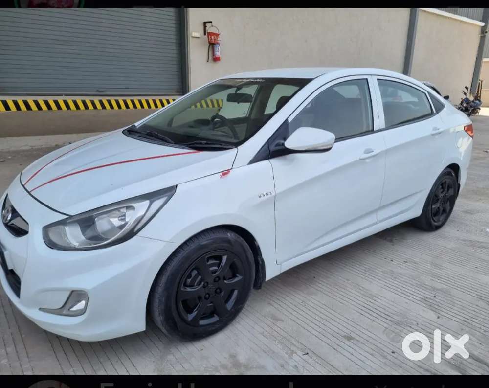Hyundai Verna 1.6 Sx 2012