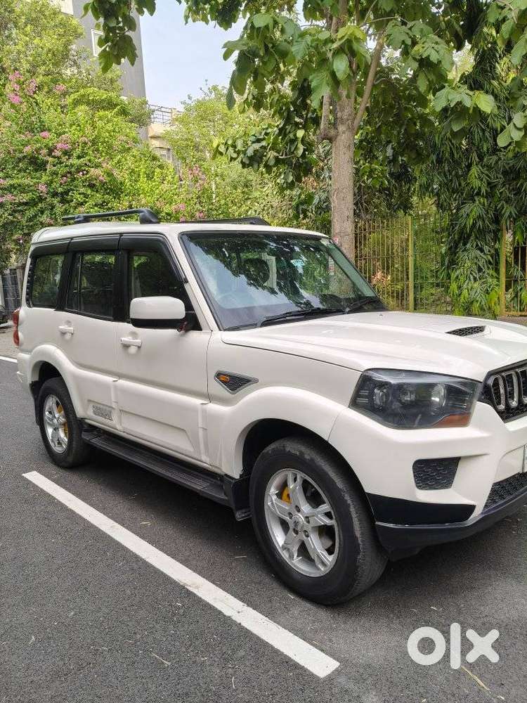 Mahindra Scorpio S10, 2017, Diesel