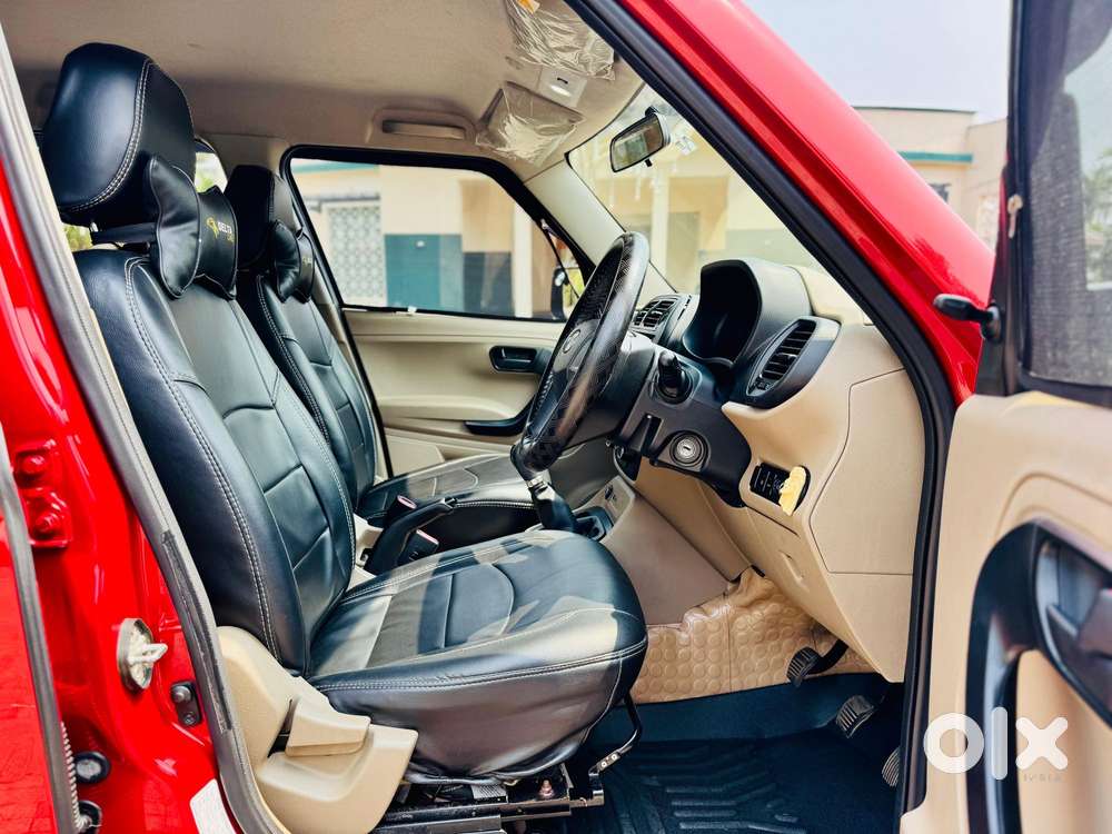 Mahindra Tuv 300 T6, 2017, Diesel