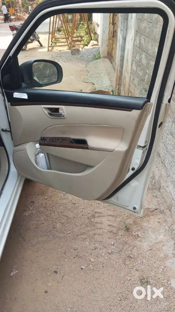 Maruti Suzuki Dzire 2017 Diesel 140000 Km Driven