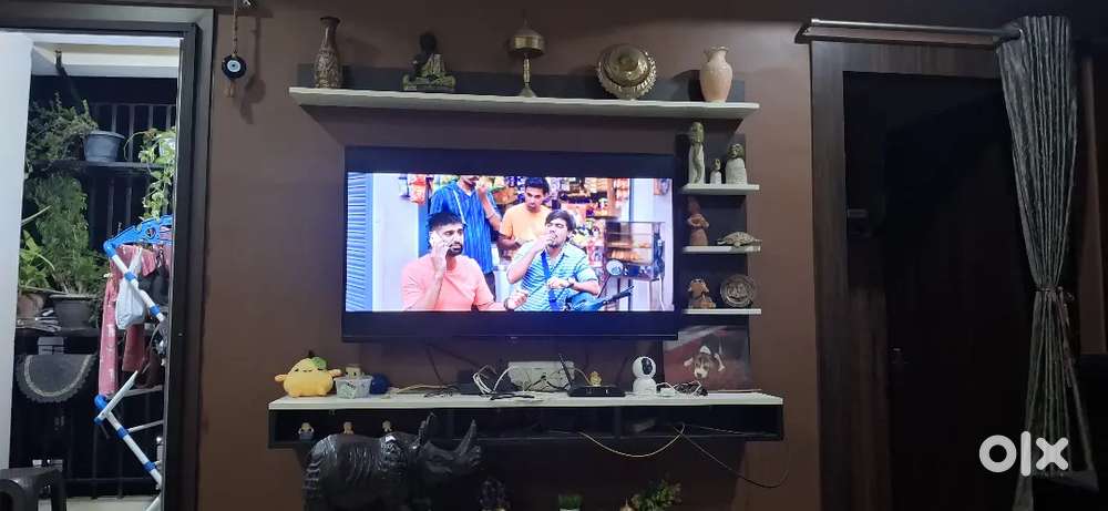 50 inch good condition Redme TV is for sale