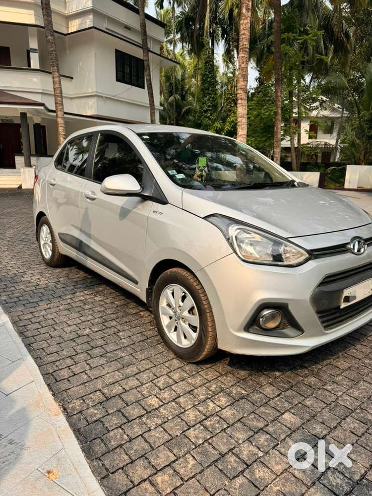 Hyundai Xcent Petrol 2016