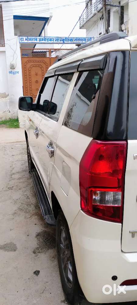 Mahindra Tuv 300 2018
