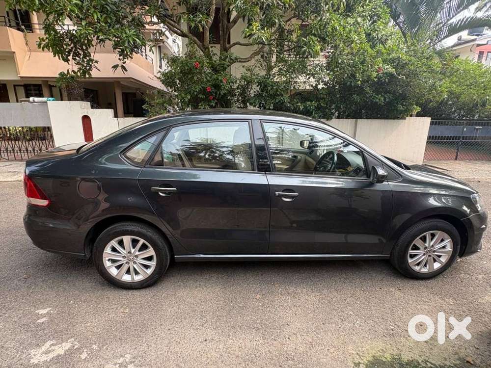 Single Owner,2017 1.2l Vento Highline At, Low Km