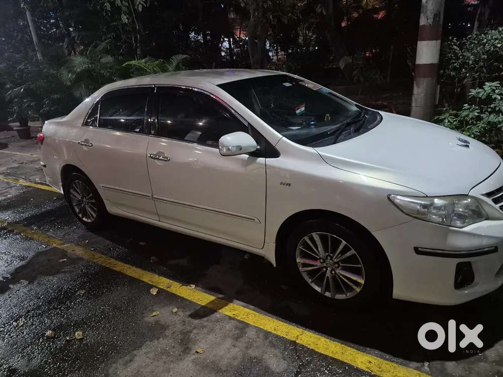 Toyota Corolla Altis 2014 Petrol Well Maintained