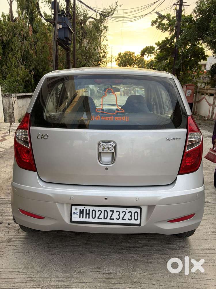 Hyundai I10 Sportz, 2015, Petrol