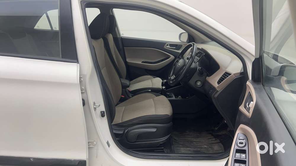 Hyundai Elite I20 [ ] 1.2 Sportz, 2015, Petrol