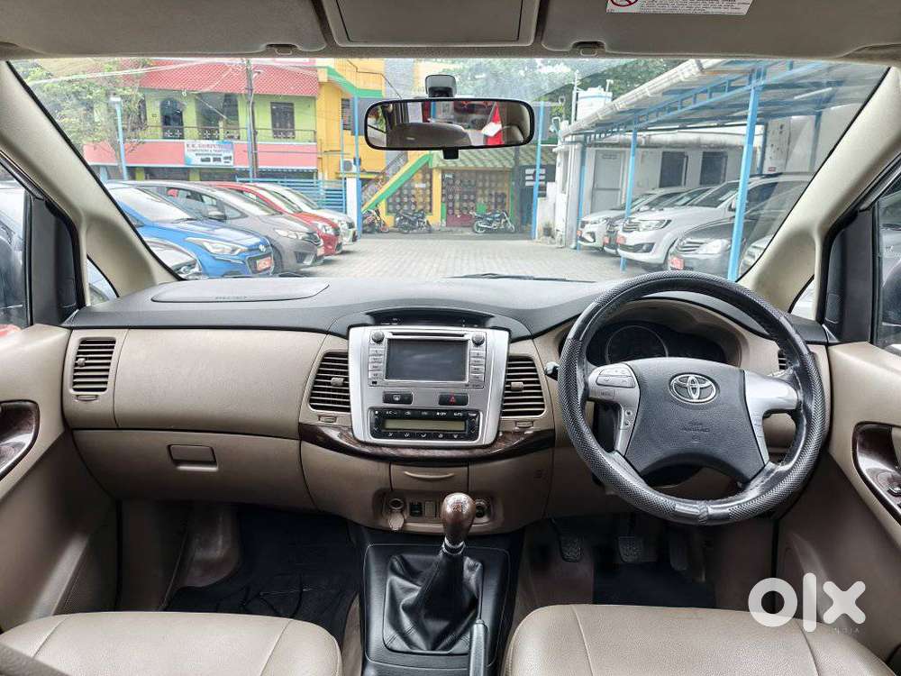 Toyota Innova 2.5 V 7 Str, 2015, Diesel