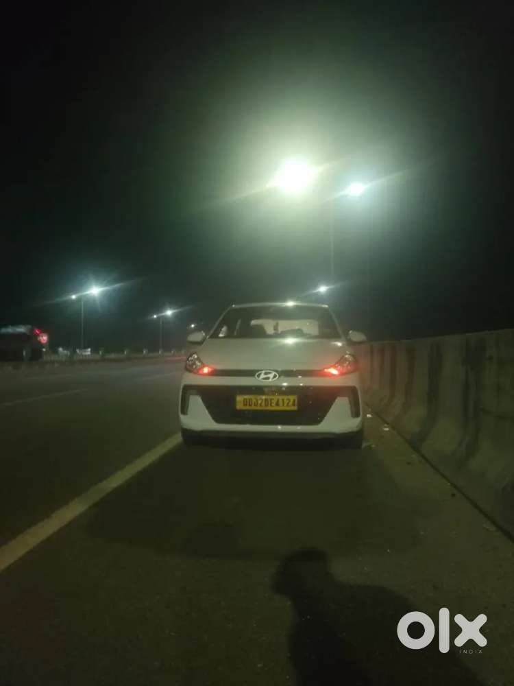 Hyundai Aura 2025 Petrol Well Maintained