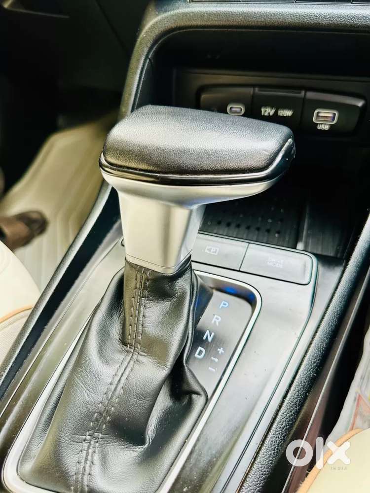Hyundai Verna 1.5 Sx (o) Vtvt, 2024, Petrol