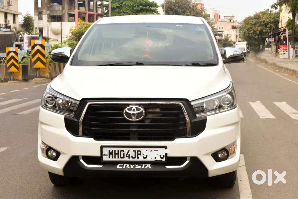 Toyota Innova Crysta 2017 Diesel 210000 Km Driven