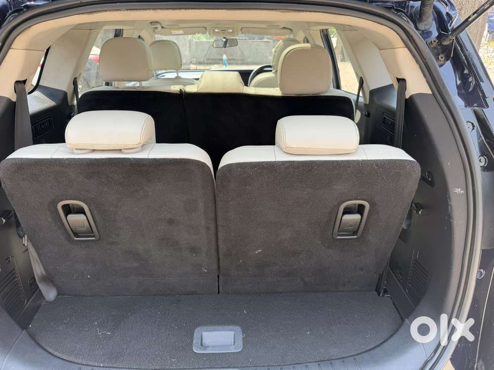 Mahindra Xuv700 2.2 Ax 5 Diesel At 7 Str, 2024, Diesel