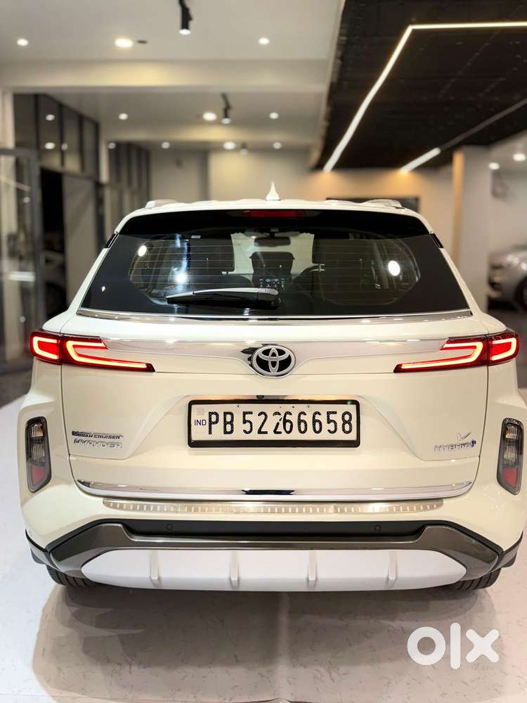 Toyota Urban Cruiser Hyryder V Hybrid Aero Edition, 2023, Cng & Hybr..