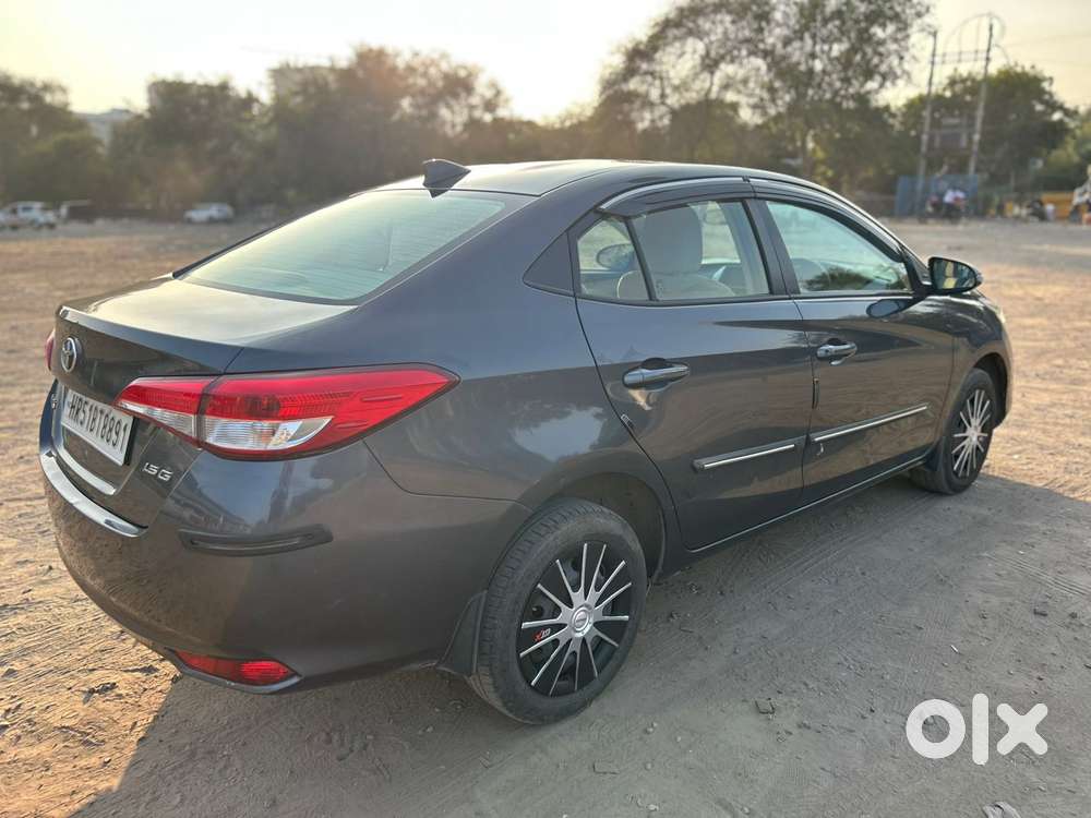 Toyota Yaris G Cvt, 2018, Petrol