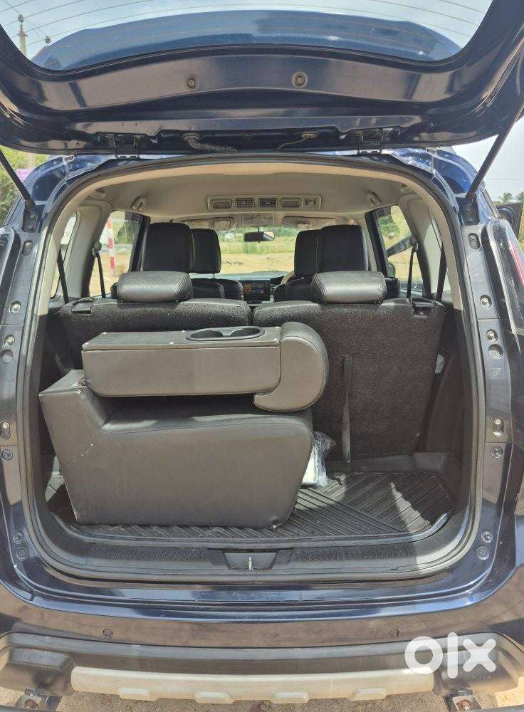 Maruti Suzuki Xl6 1.5 Zeta Mt, 2023, Petrol