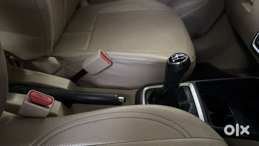 Maruti Suzuki Swift Dzire Zxi + Mt, 2017, Petrol