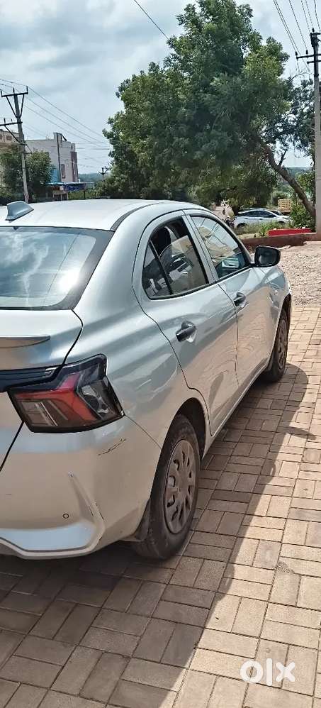 Maruti Suzuki Dzire 2025