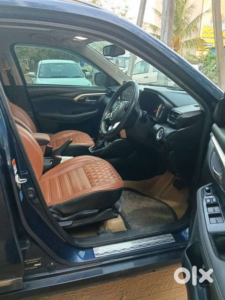 Maruti Suzuki Grand Vitara 1.5 Zeta Plus Intelligent Hybrid Ecvt, 20..