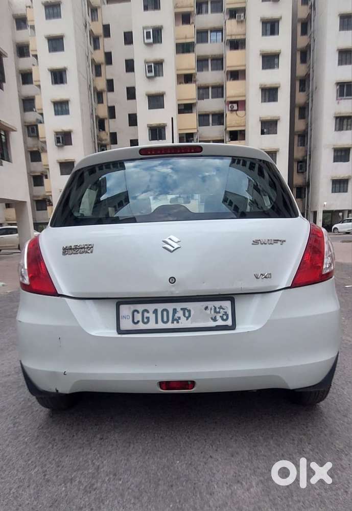 Maruti Suzuki Swift Vxi 1.2 Abs Bs-iv, 2016, Petrol