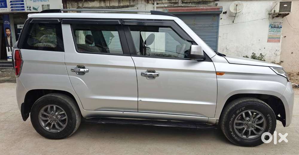 Mahindra Tuv 300 T10 Dual Tone, 2018, Diesel