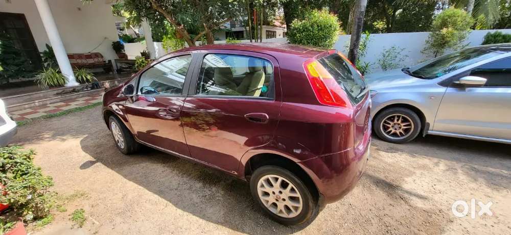 Fiat Punto 2012 Diesel 90000 Km Driven