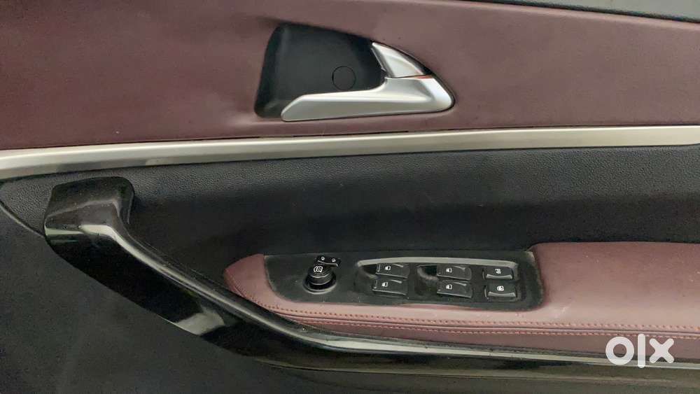 Mahindra Xuv700 2.2 Ax 7 Diesel Mt Str, 2023, Diesel