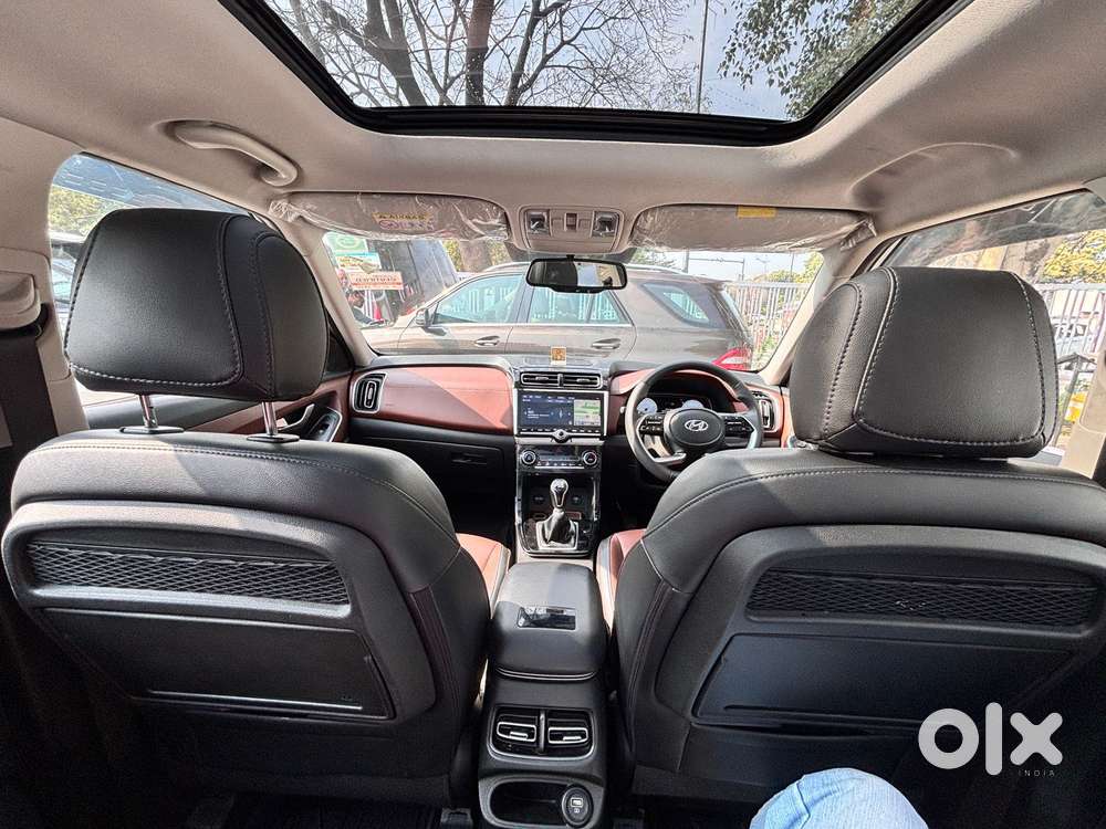 Hyundai Alcazar 1.5 Tdct Signature (o) 7s Petrol, 2023, Petrol