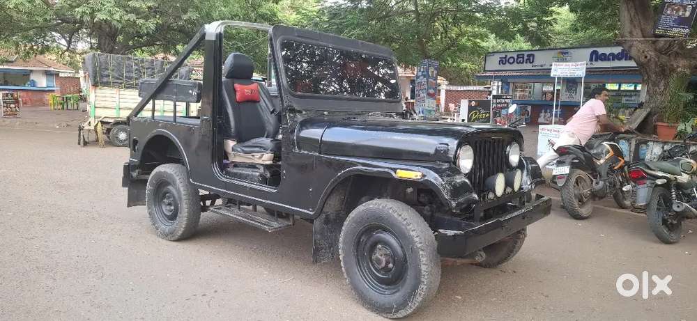 Mahindra Thar 1990