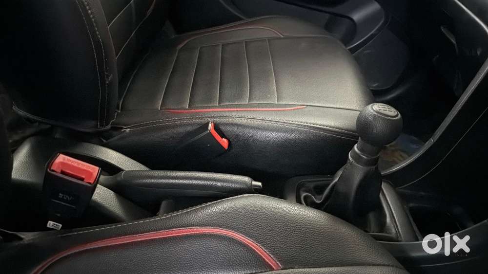 Maruti Suzuki Swift 1.2 Lxi (o), 2017, Petrol