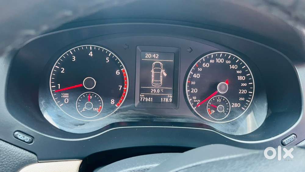 Volkswagen Jetta Petrol 2nd 2014