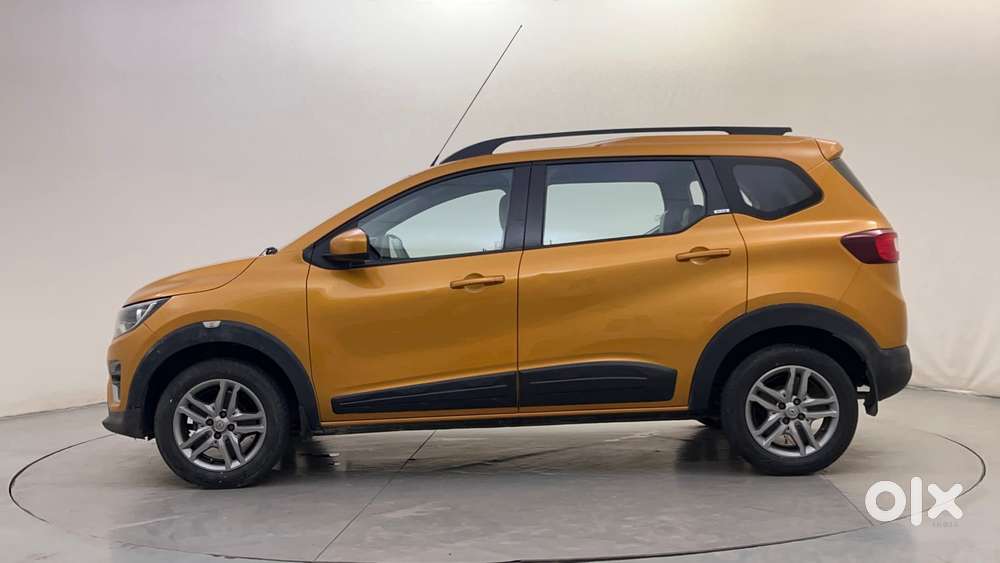 Renault Triber Rxz, 2020, Petrol