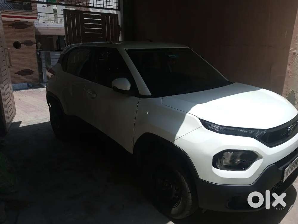 Tata Punch 2022 Petrol 8433 Km Driven