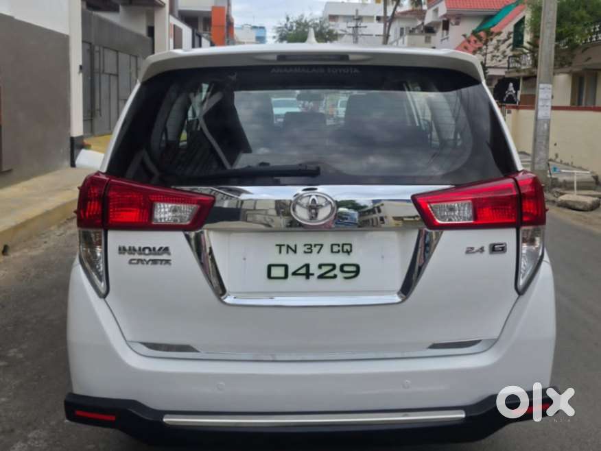 Toyota Innova Crysta [2020-ongoing] 2.4 Gx 8 Str, 2016, Diesel