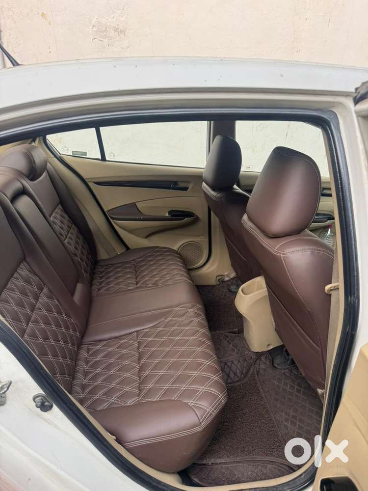 Honda City I-vtec 2010  Fully Loaded  ₹1 Lakh+ Accessories  New Tyr
