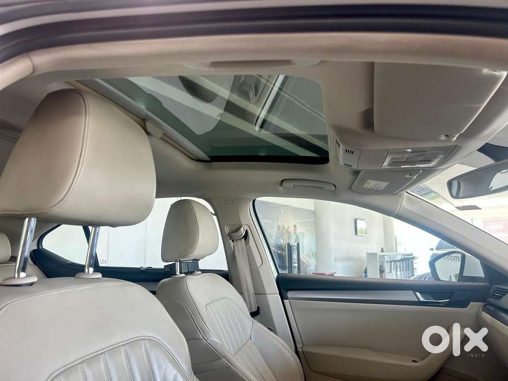 Skoda Superb Style 1.8 Tsi At, 2018, Petrol