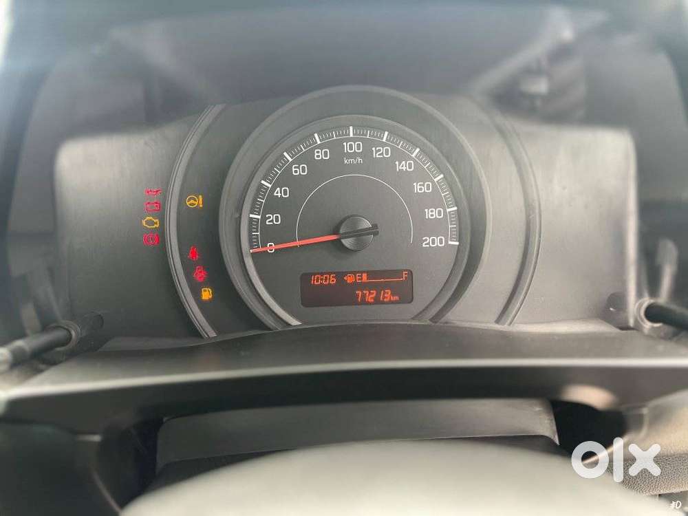 Maruti Suzuki Swift Lxi, 2018, Petrol