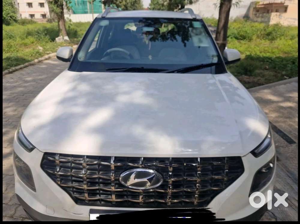Hyundai Venue Diesel 2019