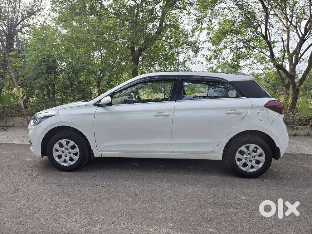 Hyundai Elite I20 Sportz (o) 1.2, 2018, Petrol