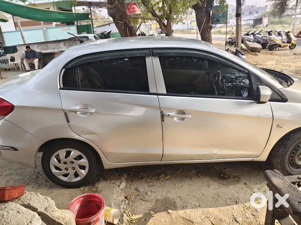 Honda Amaze 2014 Diesel 120000 Km Driven