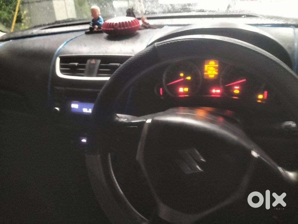 Maruti Suzuki Swift Vvt Zxi, 2016, Petrol