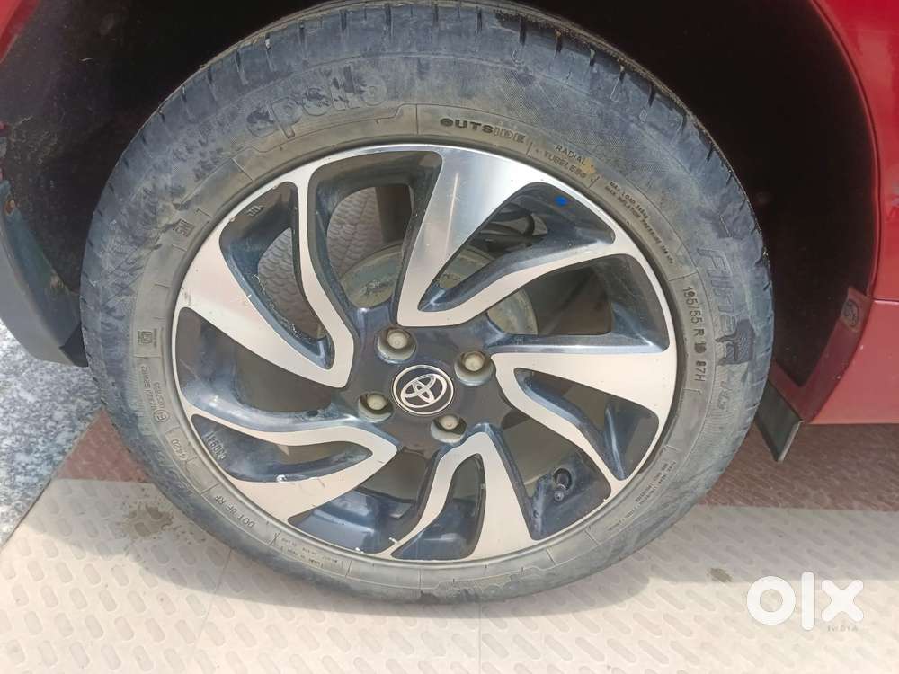 Toyota Glanza 1.2 V, 2021, Petrol