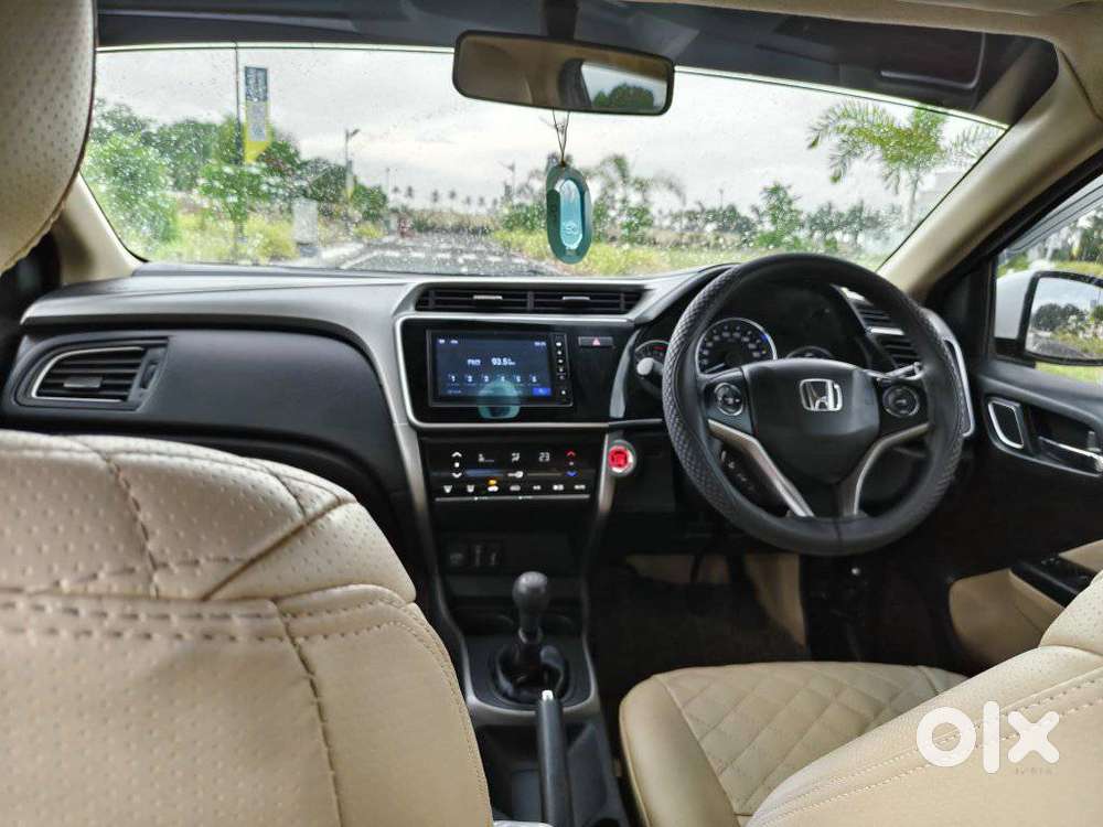 Honda City 1.5 V 4th Gen I-vtec Mt, 2022, Petrol