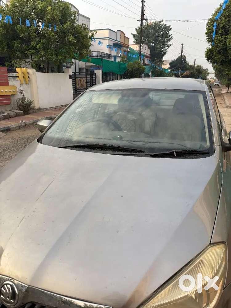 Skoda Rapid 2014 Petrol 175000 Km Driven