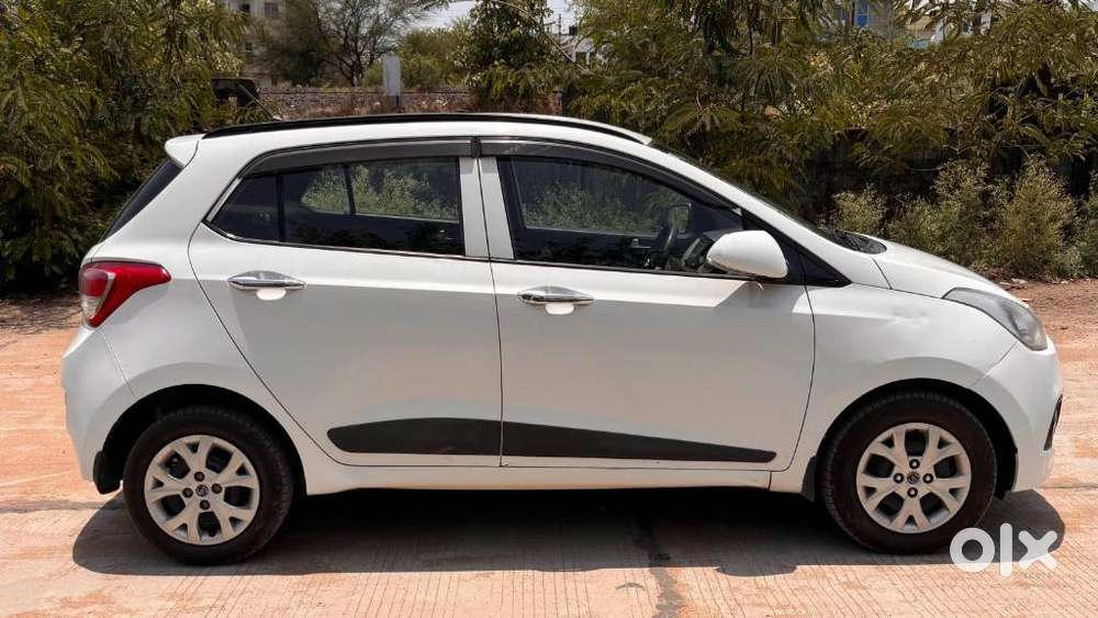 Hyundai Grand I10 2013-2016 Sportz, 2013, Petrol