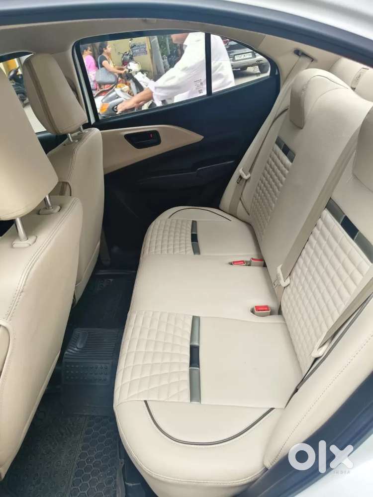 Maruti Suzuki Dzire 1.2 Vxi Cng, 2025, Cng & Hybrids