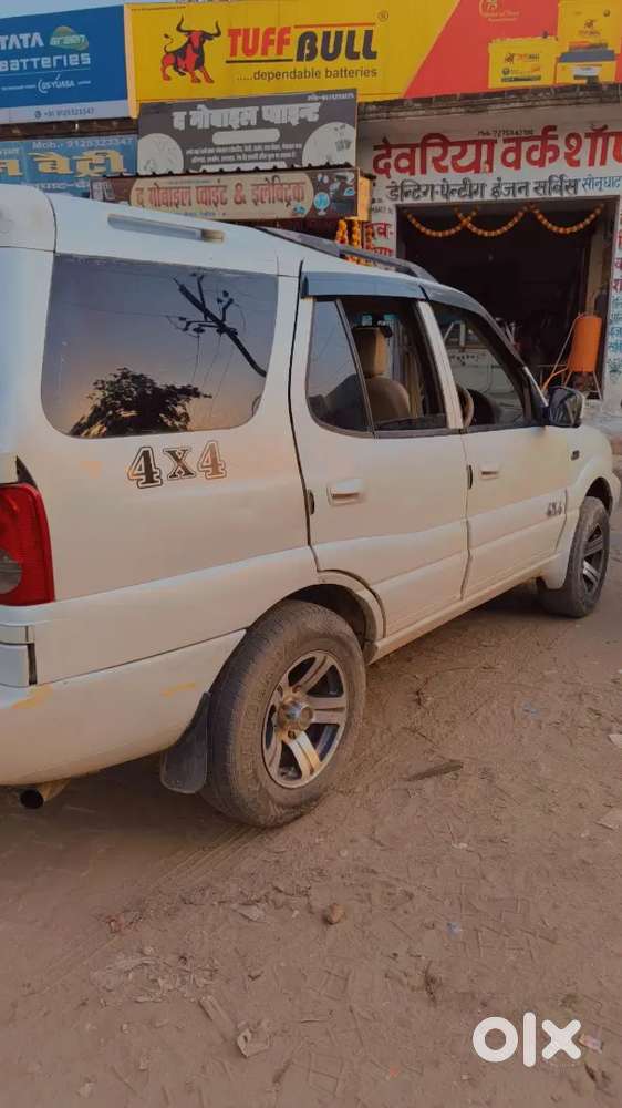 Tata Safari 2012