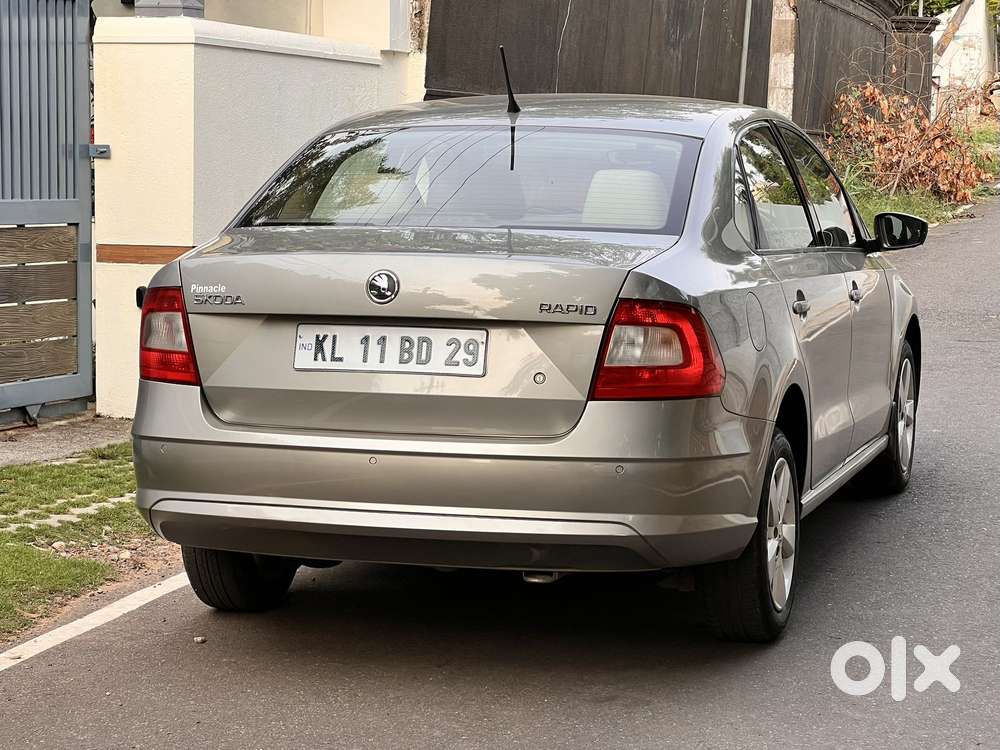 Skoda Rapid [2016-2021] 1.6 Mpi Style Plus, 2016, Petrol