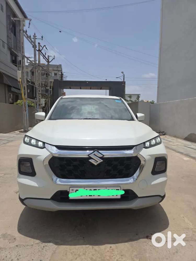 Maruti Suzuki Grand Vitara 2024 Petrol Well Maintained