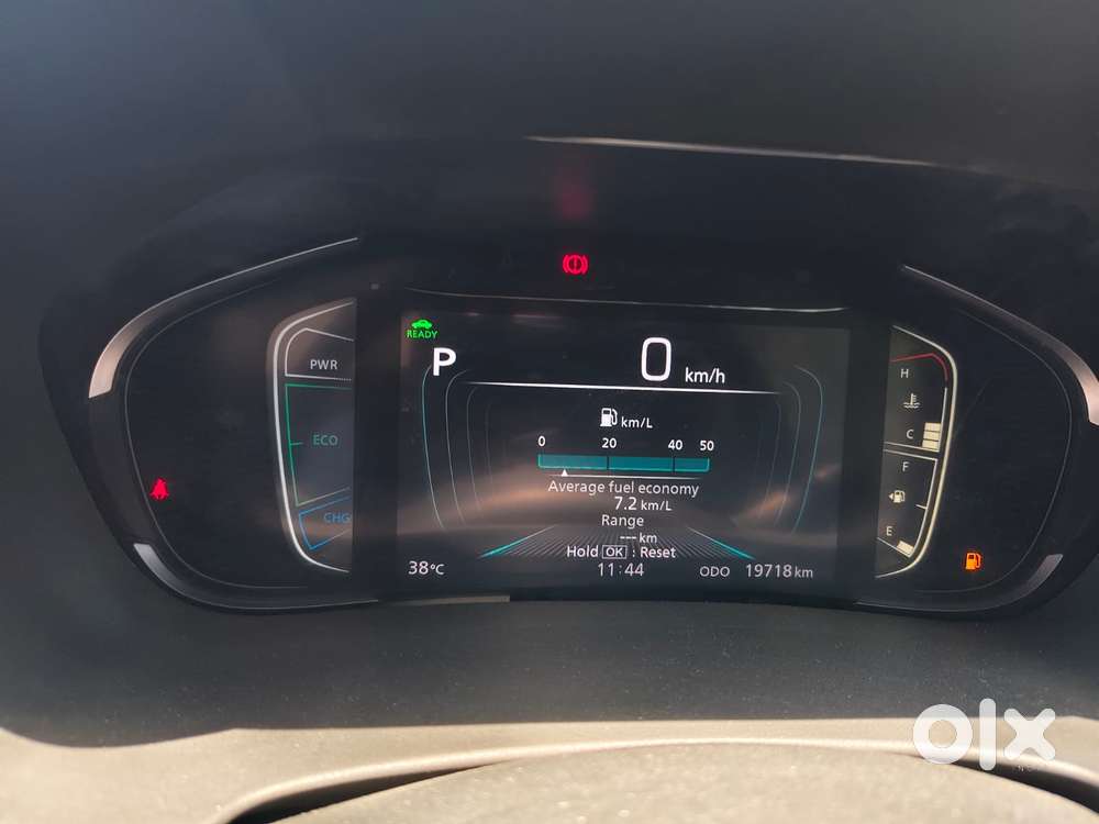 Toyota Urban Cruiser Hyryder 1.5 V Hybrid, 2024, Petrol